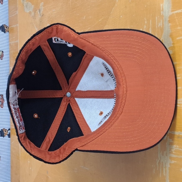 Vintage 90s Texas Longhorns embroidered logo black & orange SZ 7 fitted hat - Picture 6 of 7